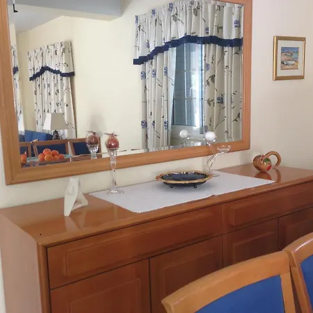 Prázdninový dům Geri Mansion *